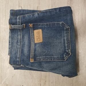 💕CHLOE💕 T36 Straight Leg Mid-Rise Jeans ~ Medium Wash Blue